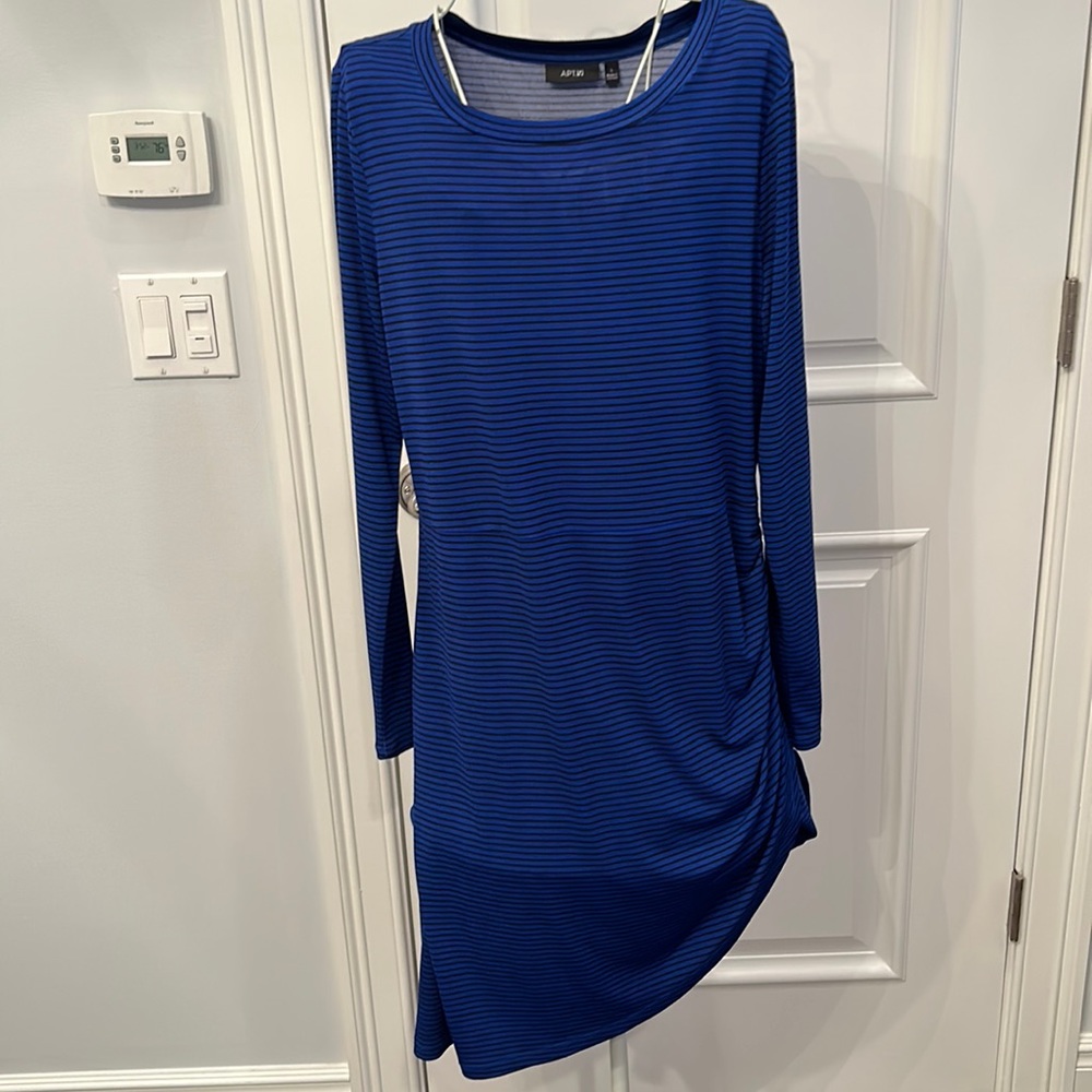 Women’s blue APT 9 dress size Large